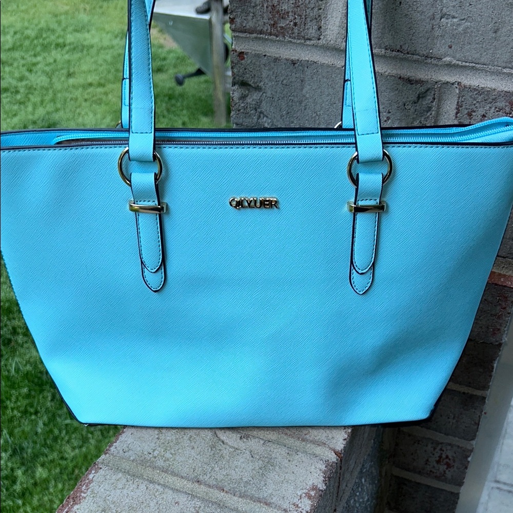 Qiyuer Bright Sky Blue Tote with Gold Accents EUC ***LIGHT BLUE IN COLOR*** SOLD